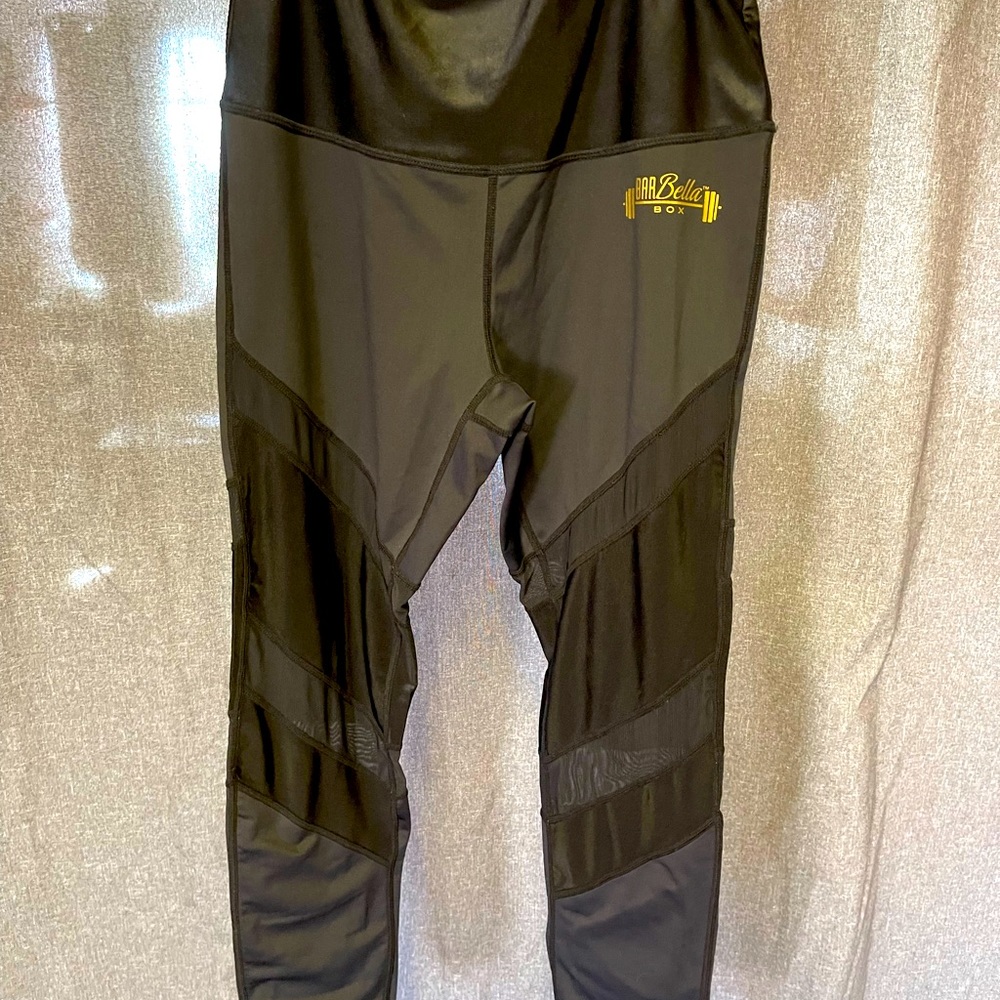 Padded Lifting Leggings